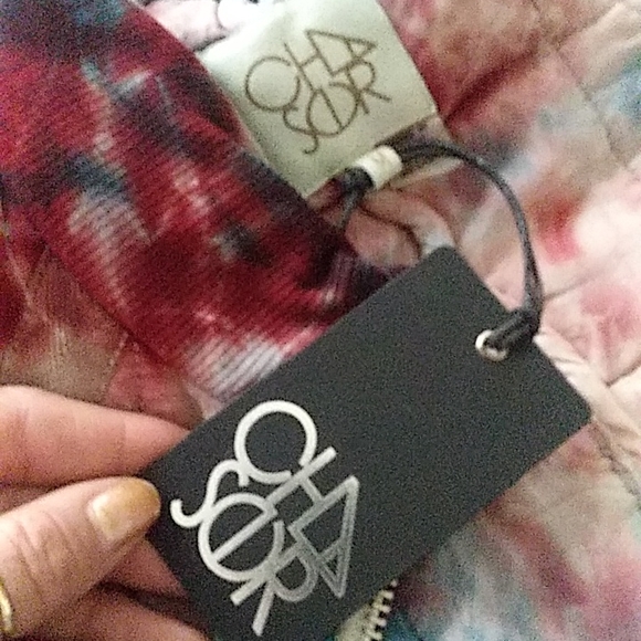 NWT Chaser Brand Heirloom tie dye super soft quilted puffer jacket size medium - Picture 4 of 4